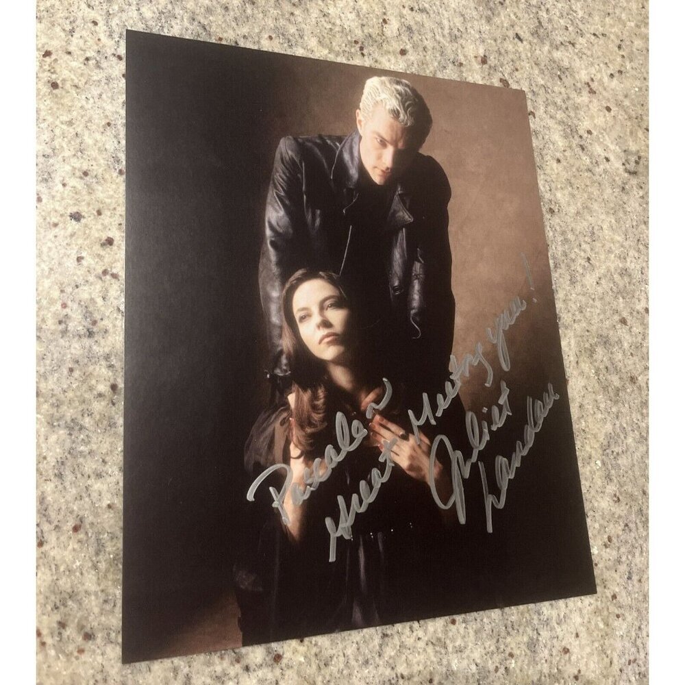 Juliet Landau (Buffy the Vampire Slayer, Angel) 8x10 authentic signed photo